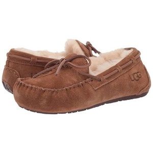 UGG Australia Women’s Chestnut Brown Shearling Lined Suede Dakota Slippers